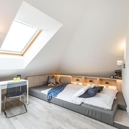 Modern & New Place Next To Wawel Castle & Vistula Krakow Exterior photo